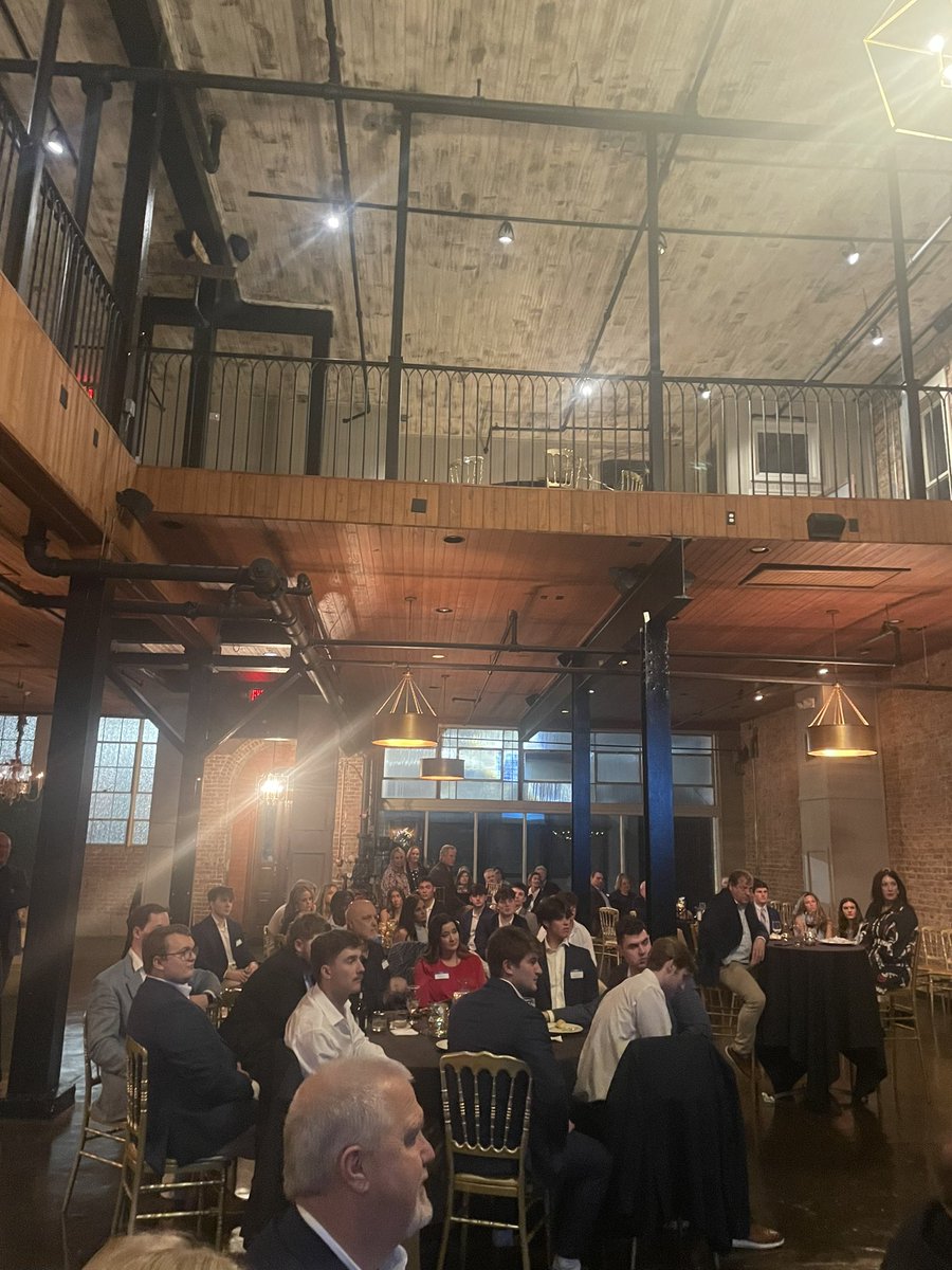 SouthMSSigAlums's tweet photo. The first annual “SigDig” was a huge success! Big thank you to everybody that made it happen. Awesome time with some great people! IN HOC! https://t.co/gmPHQCy3jL