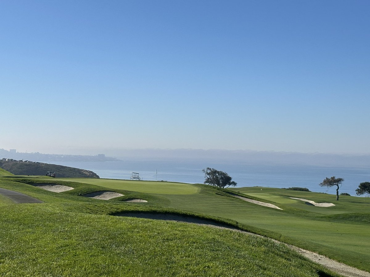 Thankful for the chance to play Torrey Pines South for the @gcsaa Golf Classic sandwiched between two PGA tour events. Course was beautiful and the rough was punishing.  Also a great day with fellow supes from around the country!