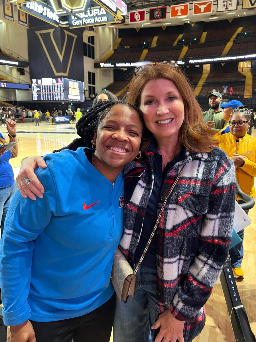 TNADixie's tweet image. Amazing fun seeing my favorite coach & girls get a BIG road dub vs a ranked @sec team! @YolettMcCuin @OleMissWBB 🏀❤️💙