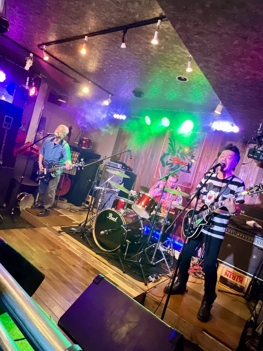 papie_69's tweet photo. 昨日のJOEさんイベントin三島ぐらBar亭　ホント行けて良かった！
#WARSMAN
#HIGHHAT
#汚物処理班
#ACODISCO
#joealcohol https://t.co/iMkT2KiYf7