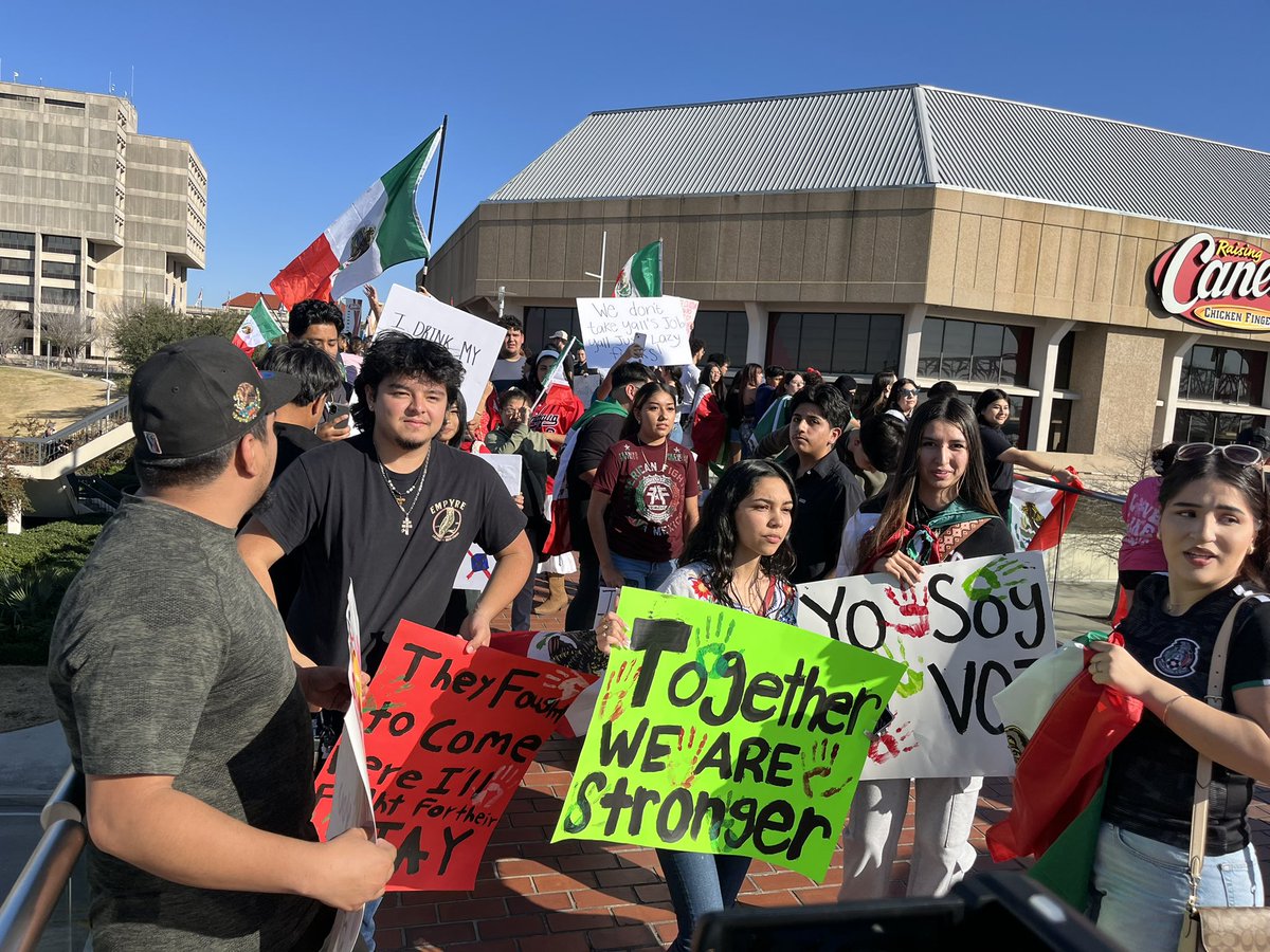 theanaconejo's tweet photo. A strong number of Hispanic communities gathered outside the Raising Canes Center and marched to the capital. This peaceful protest was due to the mass deportations -- see full story tonight at 9 pm https://t.co/6u0TZOewpi