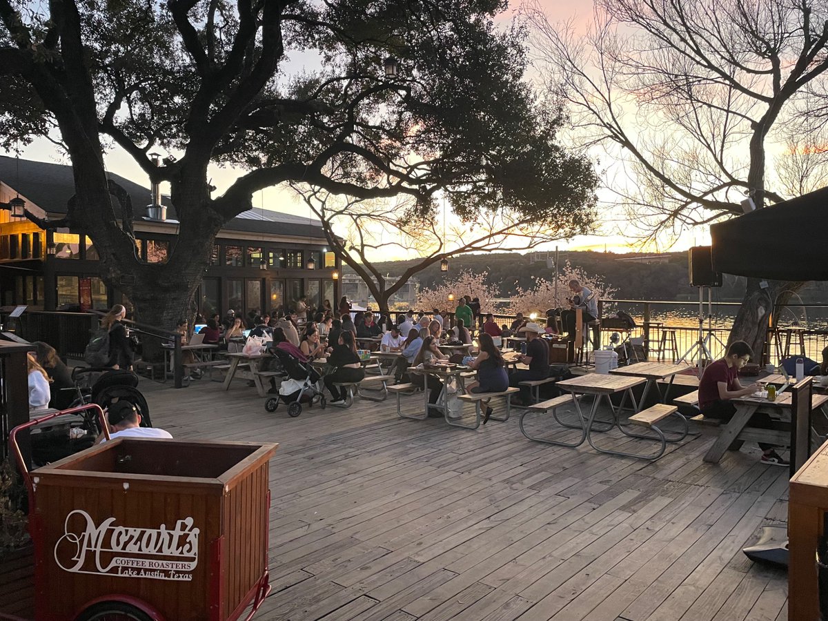 Just arrived in Austin to visit <a href="/YuhaoKang/">Yuhao Kang</a> at <a href="/UTAustin/">UT Austin</a>! Can’t thank him enough for hosting me here! Excited for what’s to come in the next 3 months! 🐂