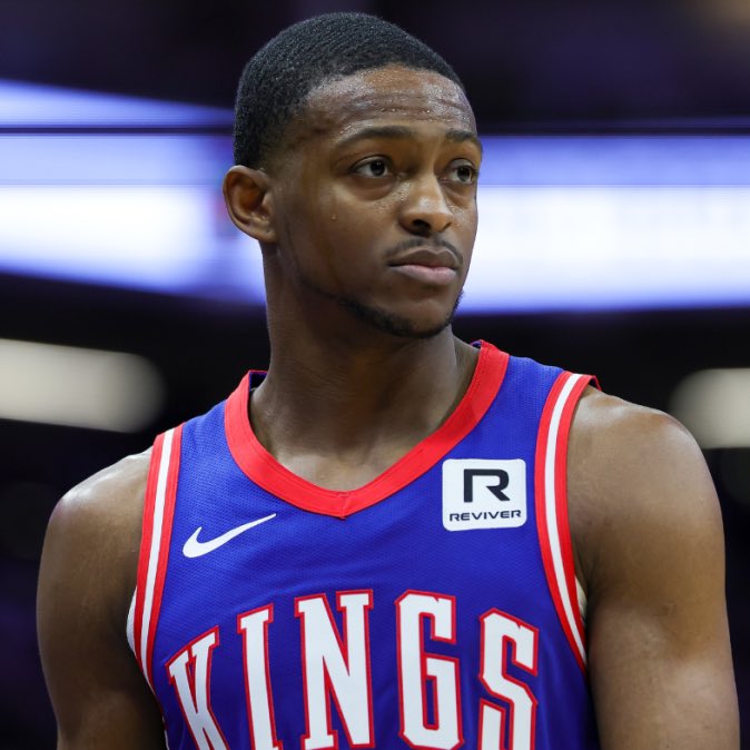 LegionHoops's tweet photo. REPORT: Trade talks between the Spurs and Kings on De’Aaron Fox are heating up, per @MattGeorgeSAC

🍿🍿🍿 https://t.co/hHOxWpACxG