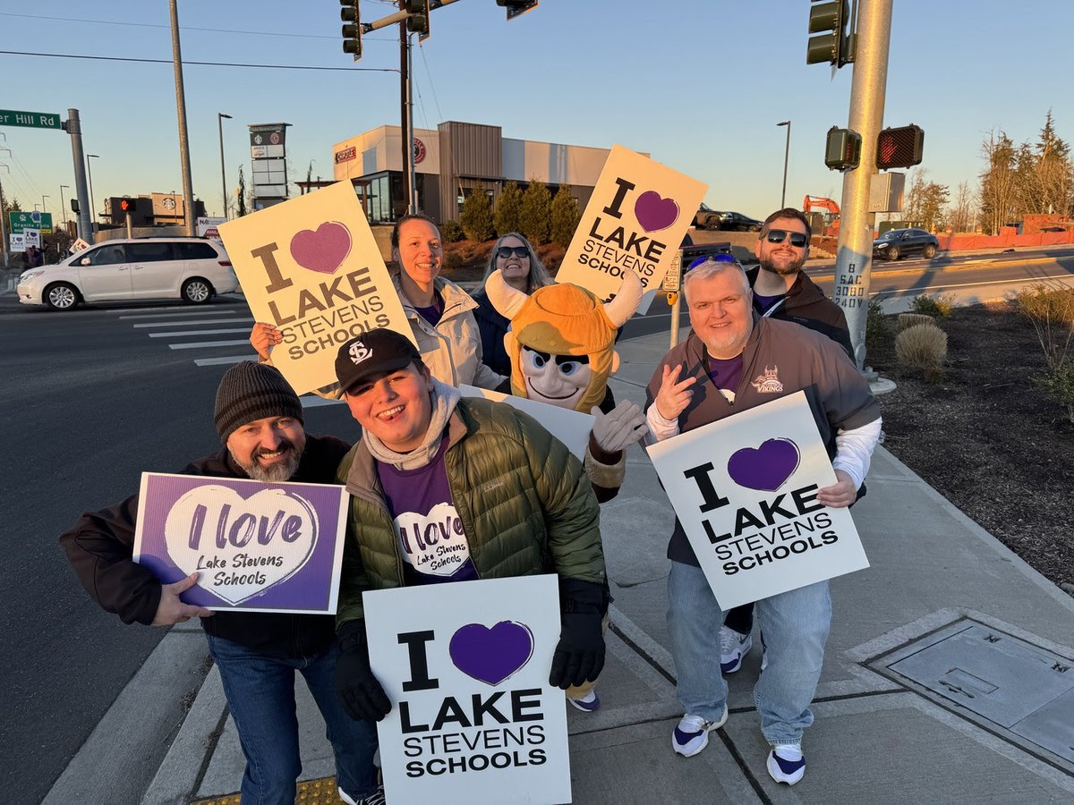 Lake Stevens Community, Don't forget to Vote!  Ballots are due Feb 11 <a href="/lssd/">Lake Stevens SD</a> <a href="/LSHSConnect/">LSHS Superfan</a> #Govikings #welovelssd