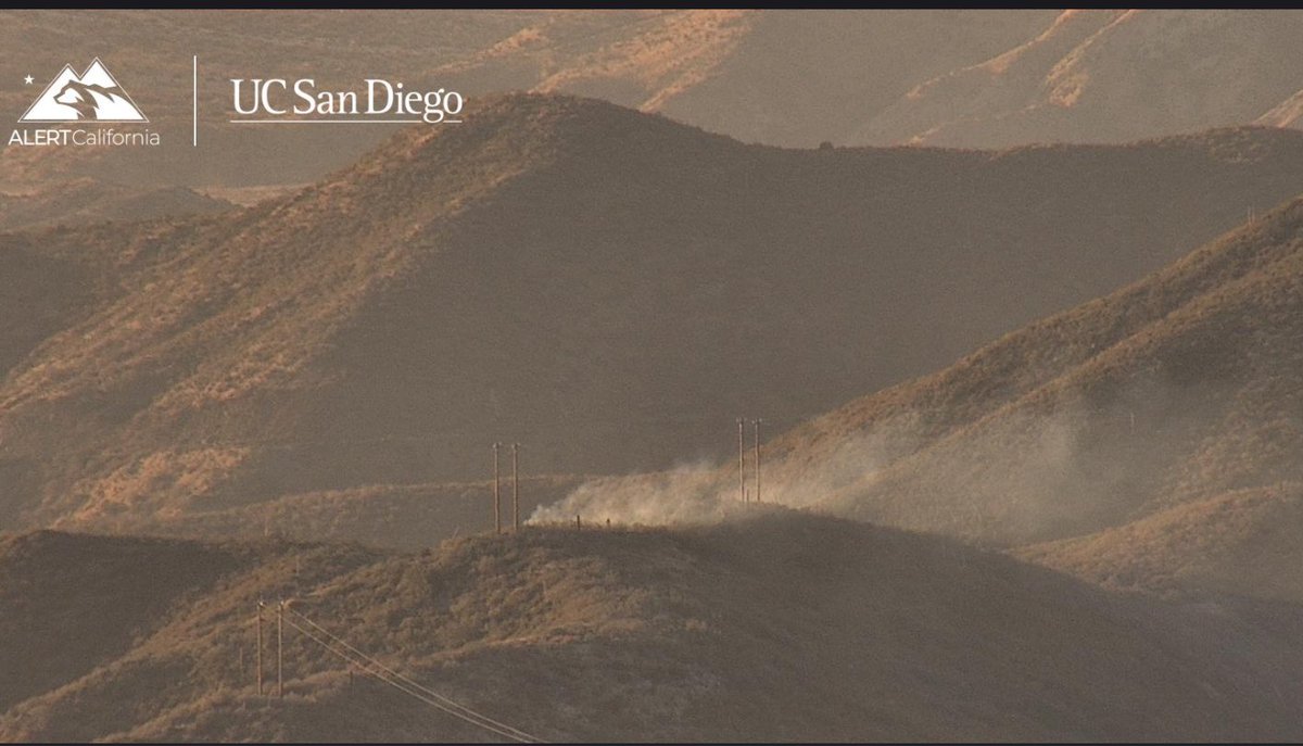 Angeles_NF's tweet photo. #MagicFire

Fire is approx 1/2 acre in size, forward progression of the fire has been halted. 

Aircraft have been released; no impacts or risks to local communities. 

Another example of the strong and resilient partnership between the Angeles National Forest and the Los Angeles County Fire Department. 

@LACoFDPIO @LACOFD