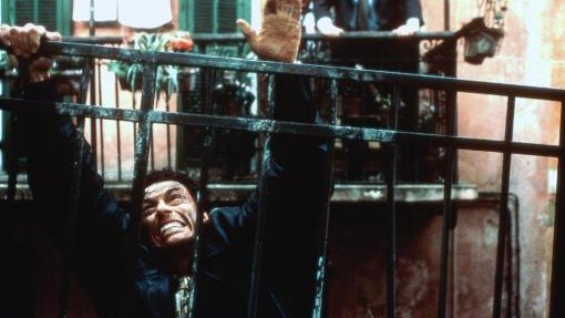 RanesHook's tweet image. #JeanClaudeVanDamme maxes out the action at the 3rd quarter of the #NoFootballNoProblem Action Movie Marathon with MAXIMUM RISK! When the Russian mob threatens his way of life, the "Muscles from Brussels" will unleash a game plan of vengeance and pain! youtube.com/watch?v=ssvDmR…