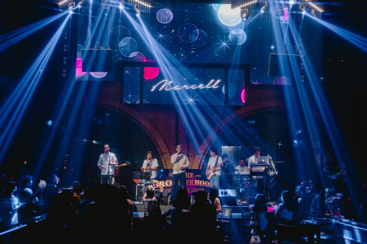 yogish68's tweet photo. At brotherhood gunawarman stage foto marcell siahaan https://t.co/3IJanrGIOm