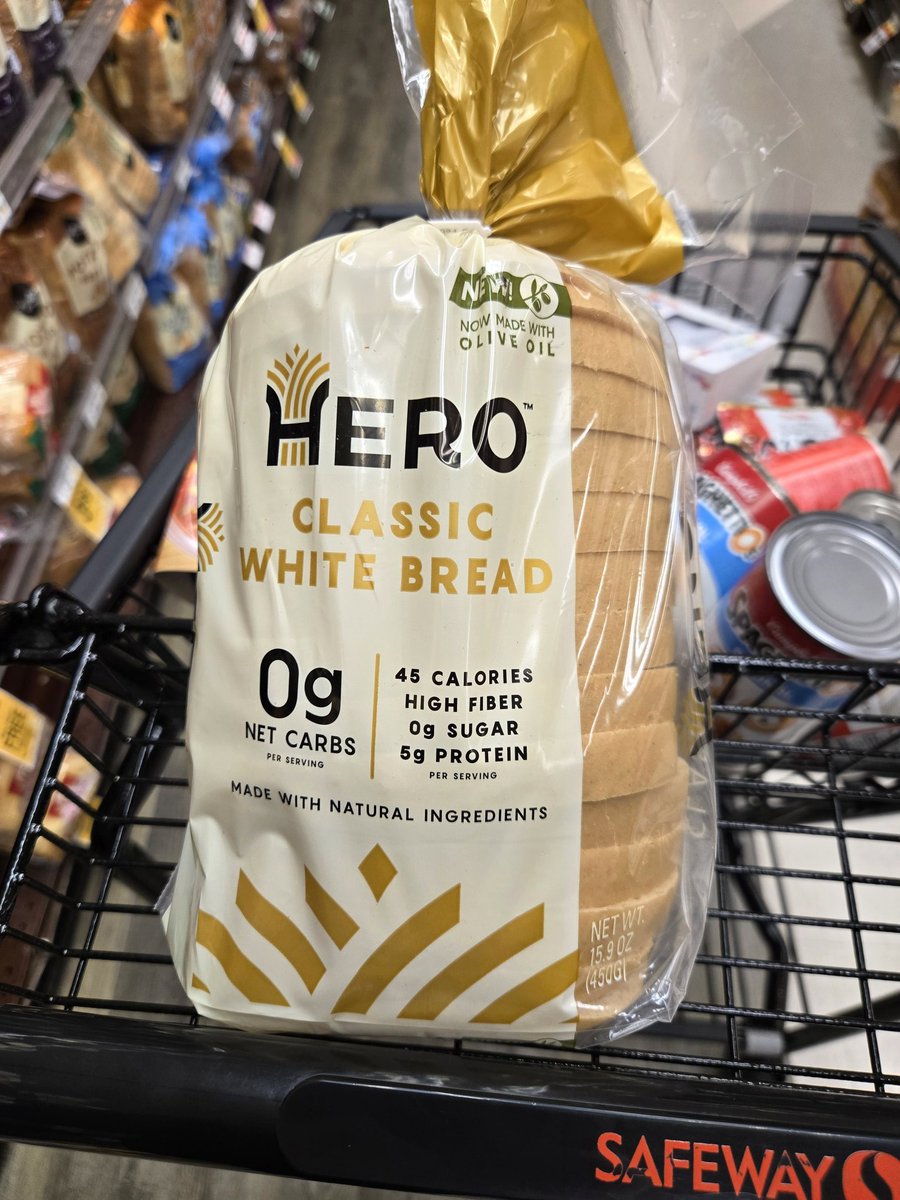 HeroAges's tweet photo. Went grocery shopping, so I had to get my 🍞
#herothings https://t.co/M8ydHKo7Nj