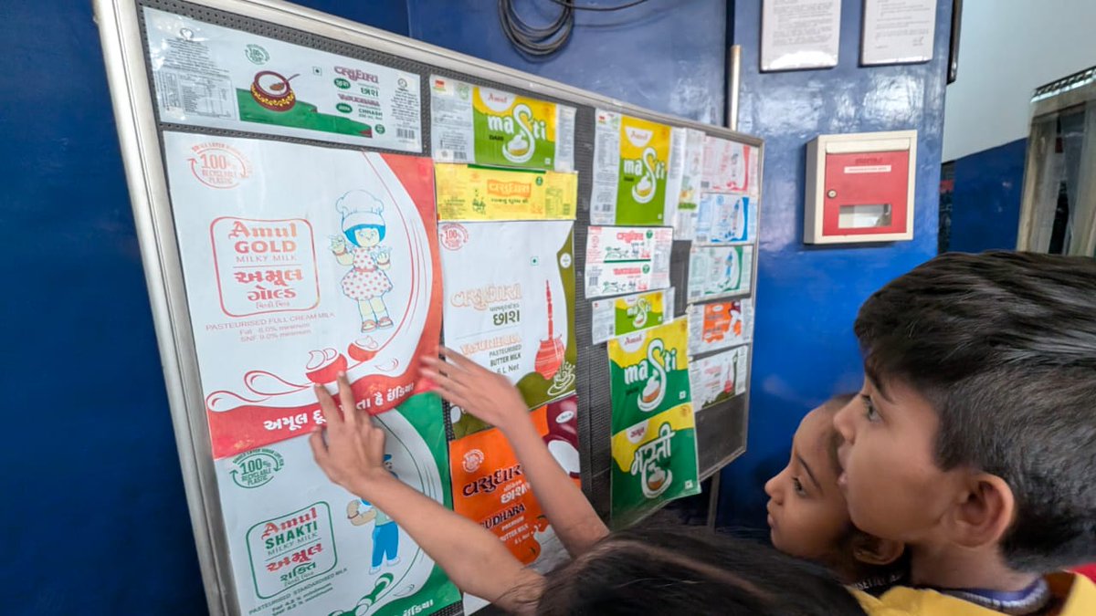 InfoNavsariGoG's tweet image. સર જે.જે.પ્રાયમરી શાળા દ્વારા શૈક્ષણિક પ્રવાસનું આયોજન કરાયું :
#navsari #schooltour