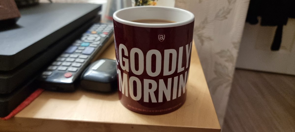 And the Goodliest of Goodly Mornings to you all. <a href="/gunnerblog/">gunnerblog</a> <a href="/arseblog/">arseblog</a> <a href="/jamesmcnicholas/">James McNicholas</a> <a href="/andrewmanganVO/">Andrew Mangan</a>