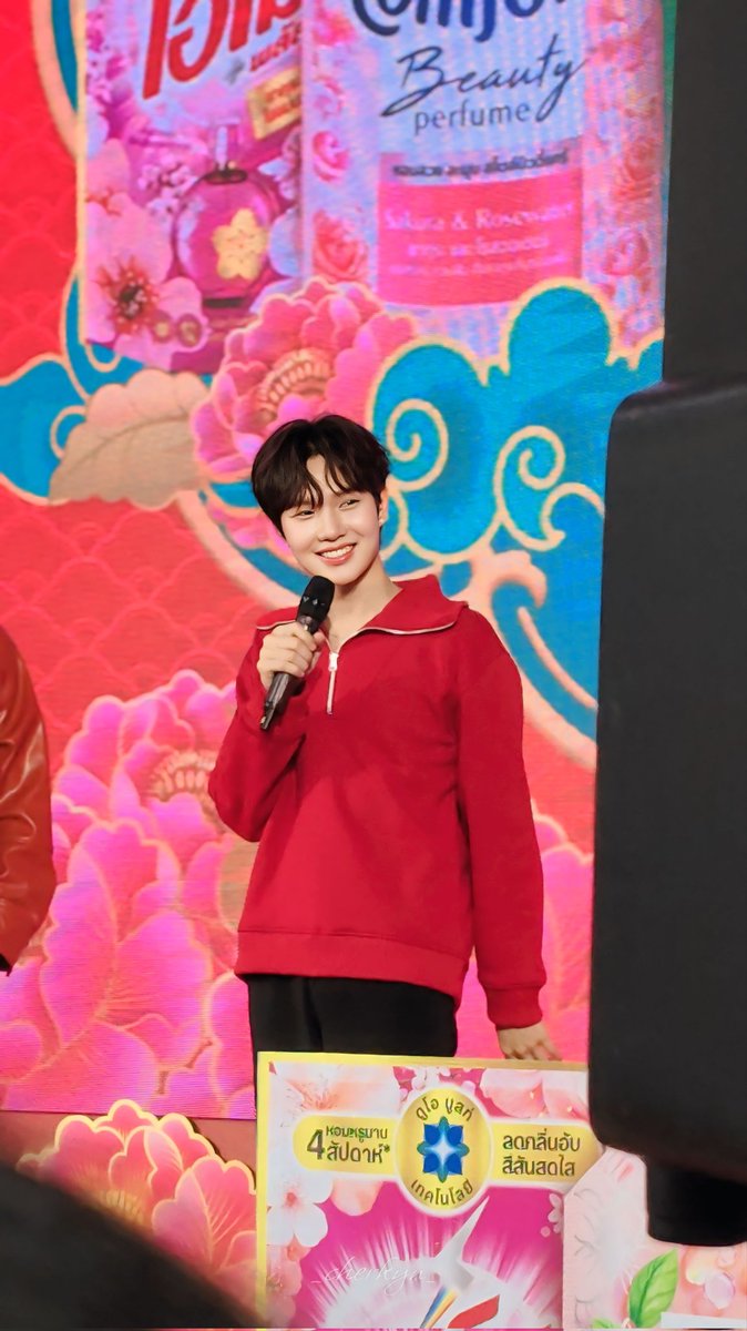 _cherkyn_'s tweet photo. ยาใจ🫶🏻✨ #nampingster 🐰💖

Unilever x KengNamping
#KengNampingxBigCxบ้านสะอาดระดับเทพรับตรุษจีน2025 https://t.co/PigcVgPdaT