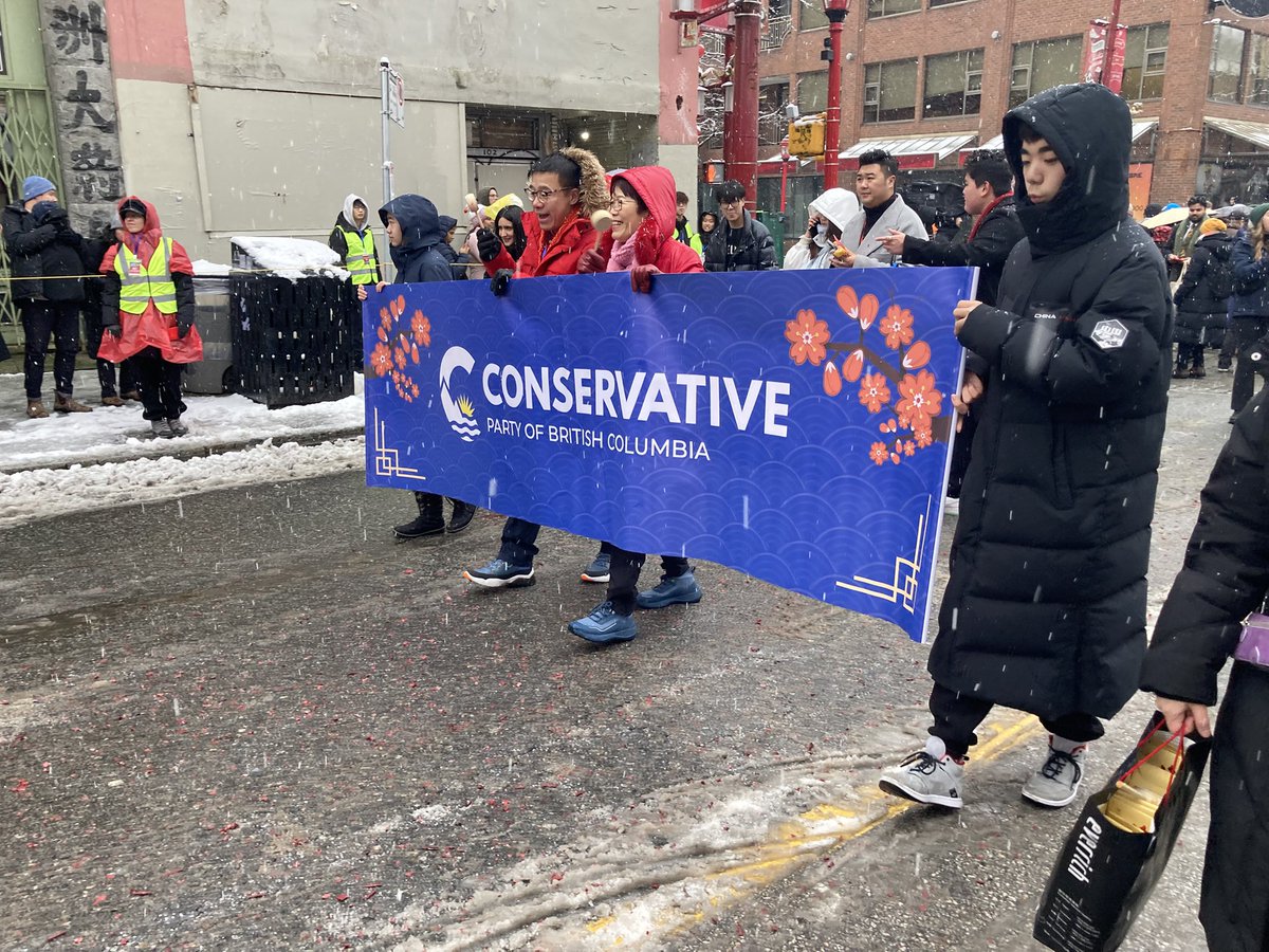 warawa's tweet photo. Gung Hay Fat Choy from the Lunar New Year Parade in #Chinatown in #Vancouver!
https://t.co/A5A2KUZZqJ
#vanpoli #bcpoli #cdnpoli @VanCentreCPC https://t.co/lcEy6RFlFr