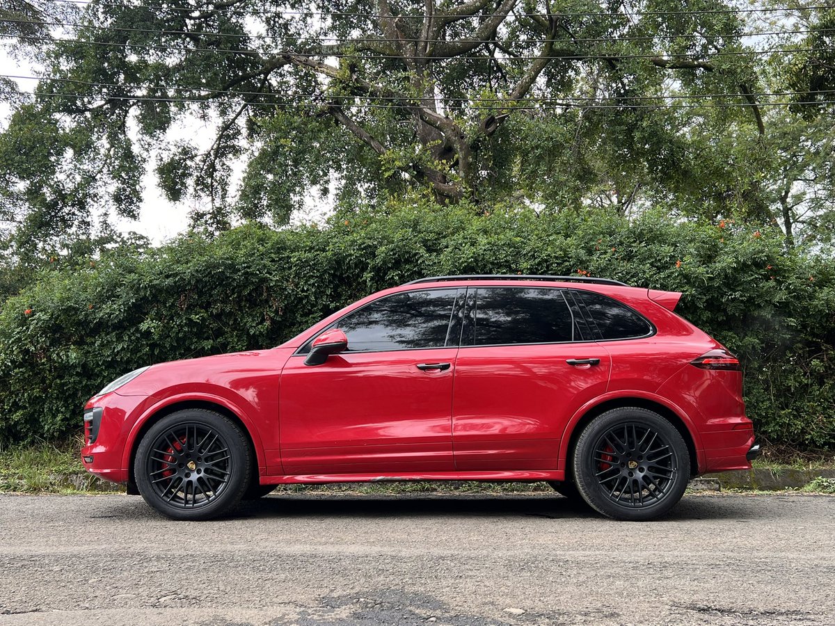 mceazarj's tweet photo. Porsche Cayenne GTS
Carmine Red
Year 2016

▪️3600cc Twin Turbo Petrol Auto
▪️Panoramic Sunroof
▪️Half Leather Seats
▪️Dual Exhaust System 
▪️Height Control
▪️Low Genuine Mileage 
▪️Premium Audio

Only Ksh 6.95 M

Call Text WhatsApp 0736355555 https://t.co/wxC8ZaYrKo