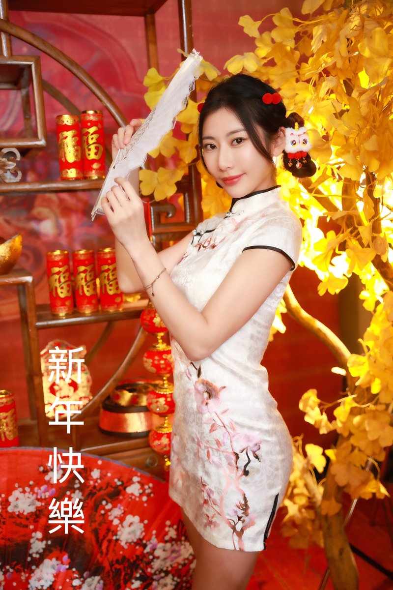 新的一年祝大家 要蛇麼有蛇麼！！！
新年快樂🐍❤

作品都在這⬇️⬇️
【JVID】https://t.co/7cmrGgyj1r https://t.co/YXyY5coLRg