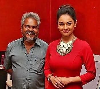 kayaldevaraj's tweet photo. February 4th

#Viswaroopam1 #Viswaroopam2 #UtthamaVillain Heroine 
#Poojakumar Birthday https://t.co/jrsTXtkSwu