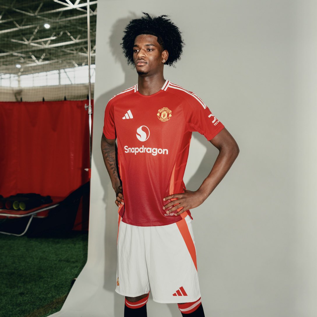 andymay's tweet photo. Delighted to have assisted Ayden Heaven with his transfer from Arsenal to Manchester United, alongside Karim Bouzidi and Lisa Heaven.

It has been a pleasure during the past couple of years to witness Ayden’s development as a footballer and person. This significant move, and the confidence shown in him by his new club, is a testament to his talent, dedication, and ambition.

Good luck, Ayden.