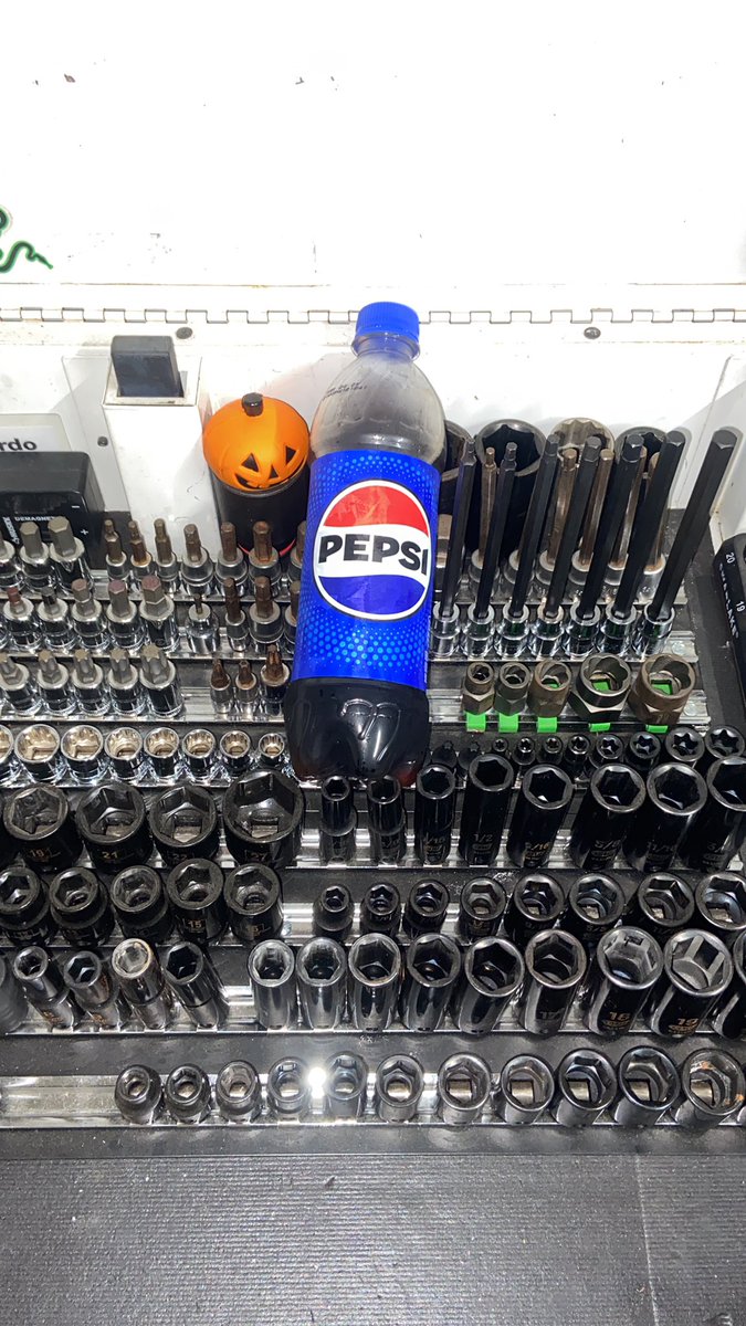 skel_eddie's tweet photo. PEPSI Acquired https://t.co/aJXqWaY9VY