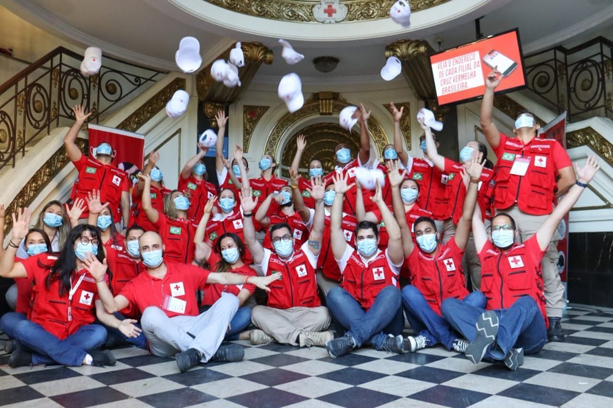 A CRUZ VERMELHA não é a organização benevolente que você pensa que é
Você sabia que a Cruz Vermelha é de  propriedade dos Rothschilds?
Ela foi criada com esses objetivos:
- Tráfico humano - Drogas - Armas - Pedofilia - Colheita de Órgãos - Adrenocromo - Lavagem de dinheiro -