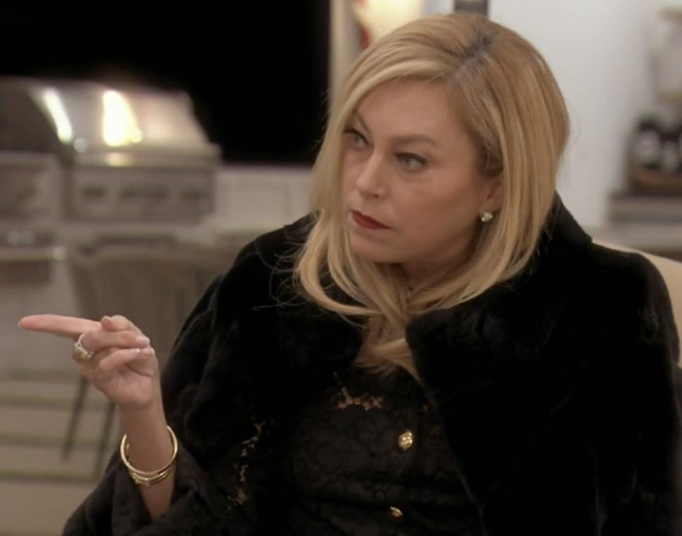 And she better still get AOTY #Grammys2025