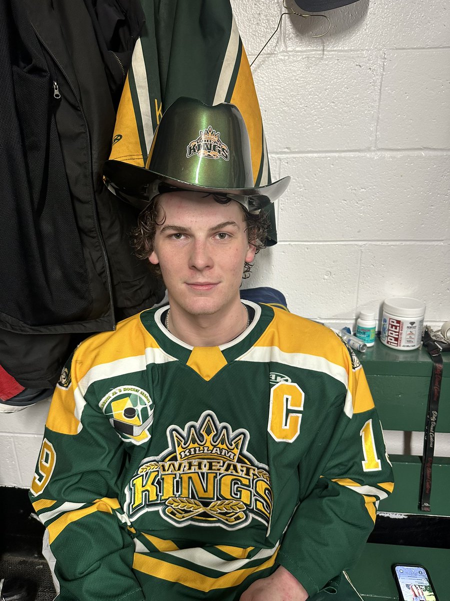 Wheaties WIN !! 7-3 over <a href="/IceJrBhockey/">Cold Lake Ice</a>. Player of the game honors #19 Bergseth #kwk
