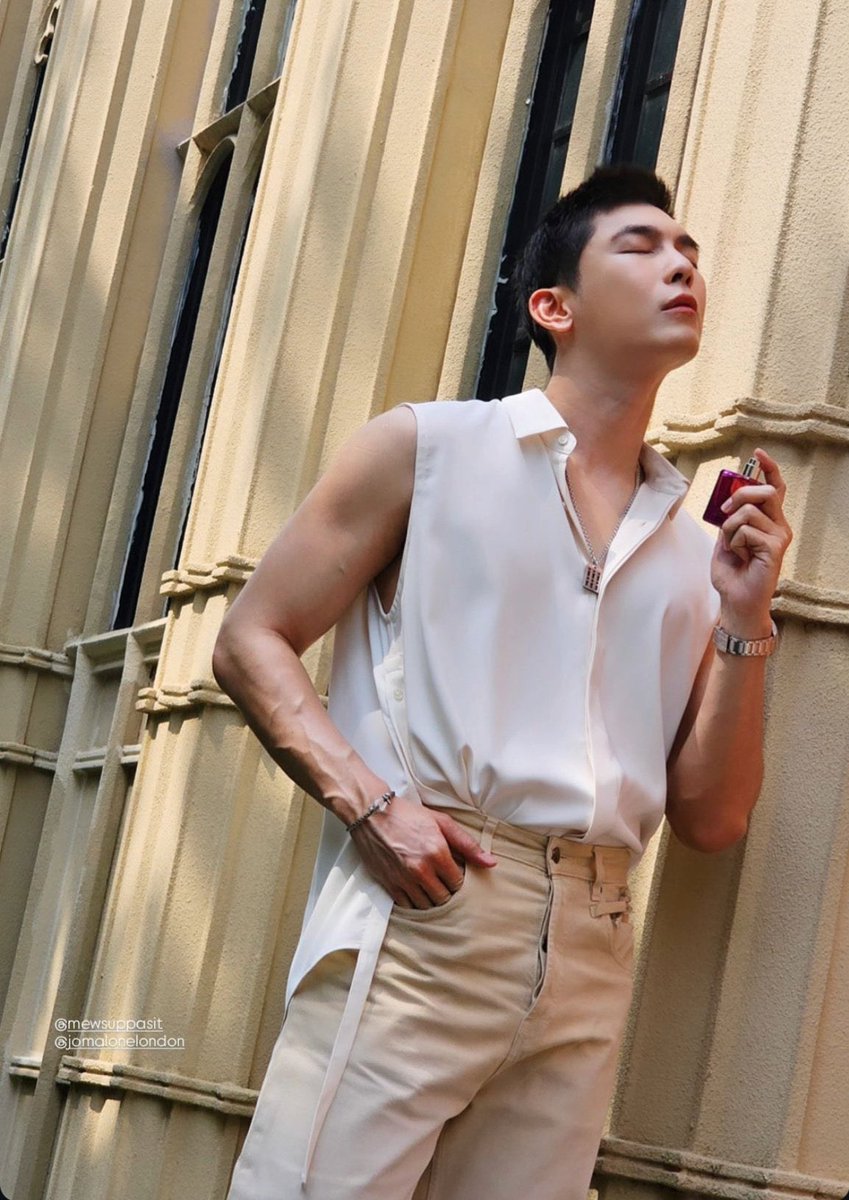 AoPimjai's tweet photo. เขาให้ฉีดไ่ม่ใช่ให้ดื่ม
แต่ทำไมรู้สึกว่าหวานหว่า งง😳
#CologneIntense #JoMaloneLondonTH #TimeForMe #TaifRose #ScentOfLove
@JoMaloneLondon
@MSuppasit #MewSuppasit #มิวศุภศิษฏ์
@octotul #Tul_Pakorn #ตุลย์ภากร
#MewTul #มิวตุลย์ https://t.co/Eo1VtgrS62