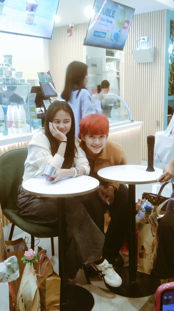 4rabin_'s tweet photo. 🫶🏻🫶🏻

#ashbin 
#Jayri https://t.co/sowqwg6kCs
