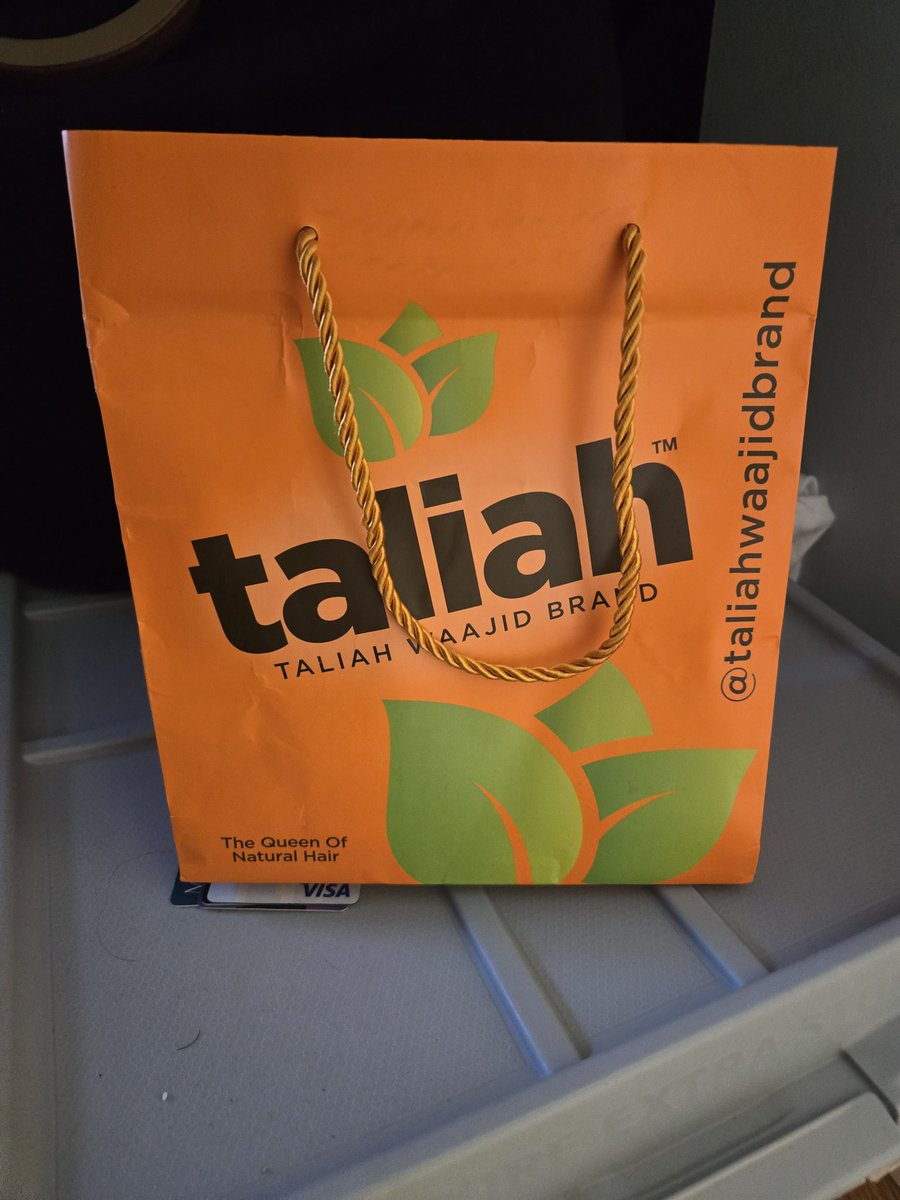 AllTea13's tweet photo. @HOT97 @EBROINTHEAM need to put Taliah Waajid on their #YouPlayedYourself series. My husband played a game and won a #TaliahLoveMyLocs hair care kit. Meet the kit (s/b i couldn't post the leave-in-conditioner) that he had to pay a congestion toll to pick up... https://t.co/FSVubk6F8B
