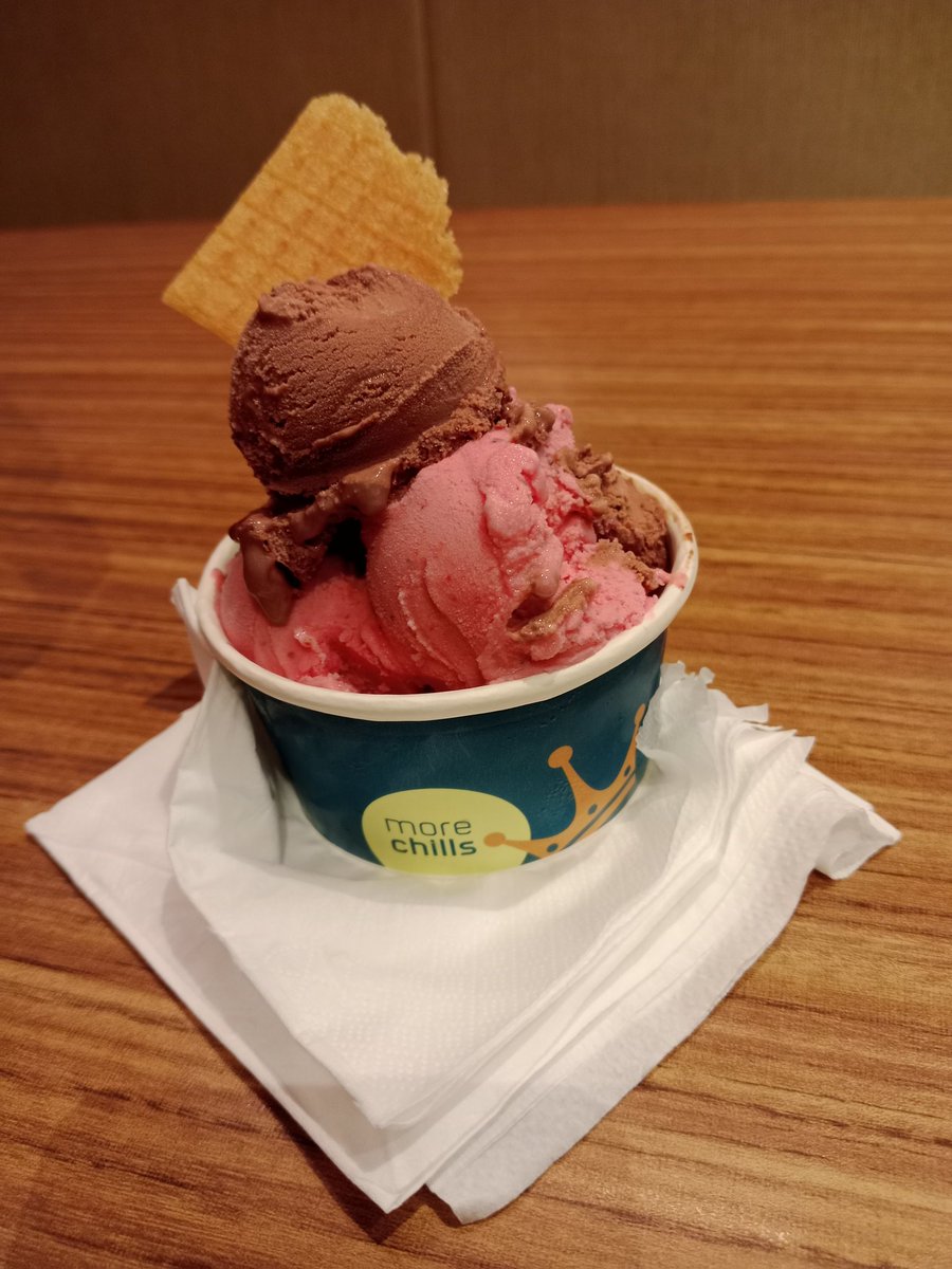 bungaapriyani's tweet photo. Pokoknya nanti siang mau beli ini lagi ☺ https://t.co/fQscjXNX3o