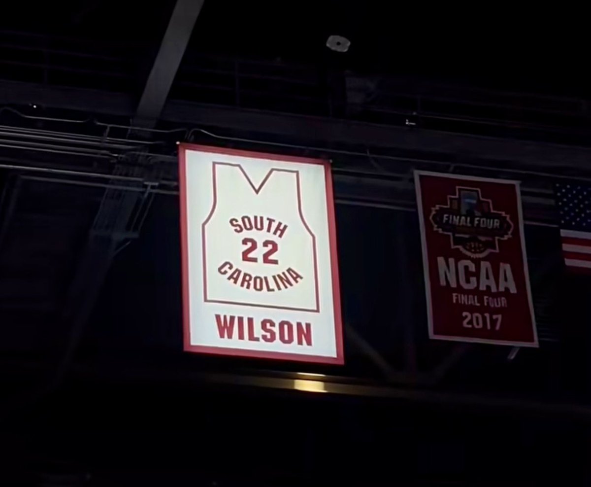 Celebrating <a href="/GamecockWBB/">South Carolina Women's Basketball</a> win and #AjaWilson’s jersey retirement. 🤙🏽