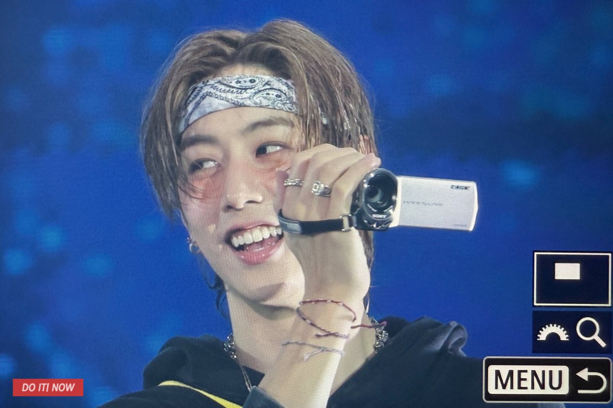 doitnow_93's tweet photo. 250202 🐰😍  #GOT7_NESTFEST
#GOT7 #MarkTuan @marktuan https://t.co/DQWcT3N4eI