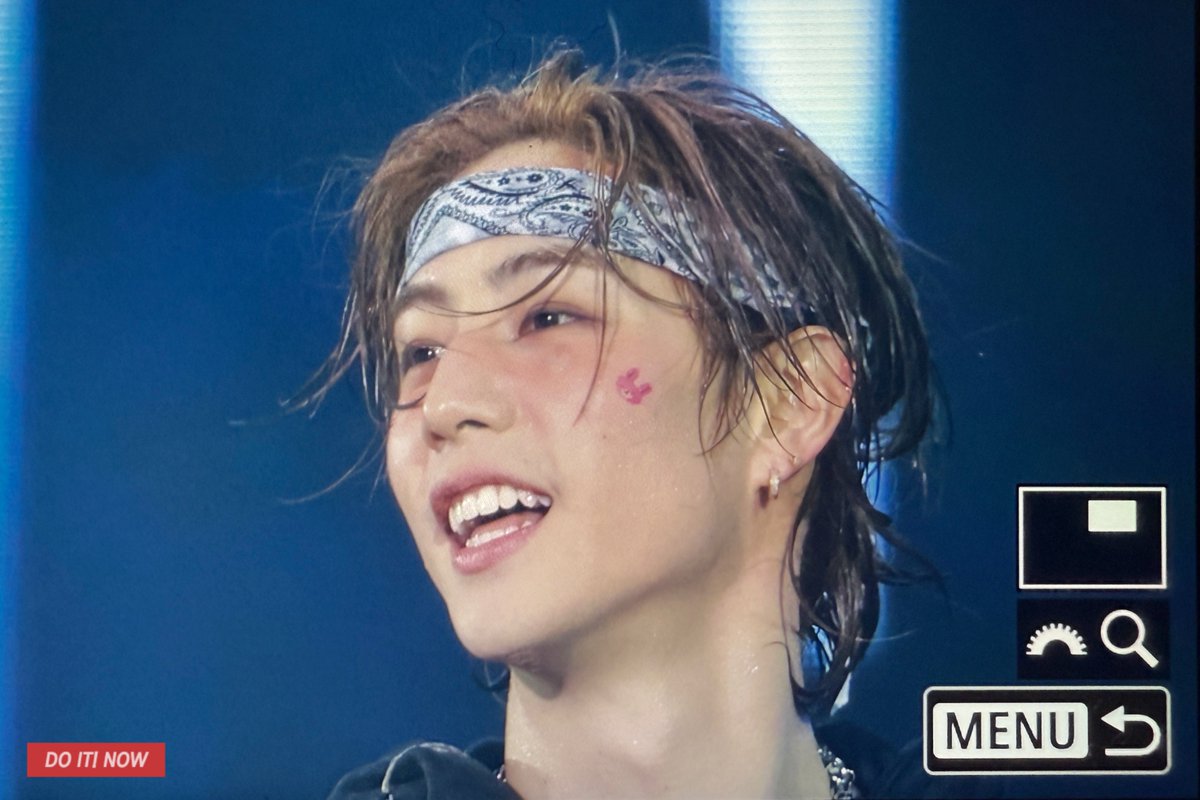 doitnow_93's tweet photo. 250202 🐰😍  #GOT7_NESTFEST
#GOT7 #MarkTuan @marktuan https://t.co/DQWcT3N4eI