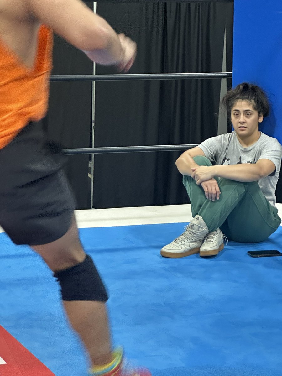 Johnnie🎭 ジョニー・ロビー tweet media