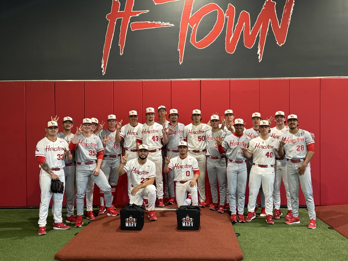 Woody Williams (@woodywilliams19) on Twitter photo Thank you <a href="/MarvTraining/">Marv Training 🐔</a>
<a href="/CalebLongley/">Caleb Longley</a> for the new shipment of the amazing Marv Balls!! Co Coogs!
<a href="/UHCougarBB/">Houston Baseball</a> Thank you <a href="/MarvTraining/">Marv Training 🐔</a>
<a href="/CalebLongley/">Caleb Longley</a> for the new shipment of the amazing Marv Balls!! Co Coogs!
<a href="/UHCougarBB/">Houston Baseball</a>