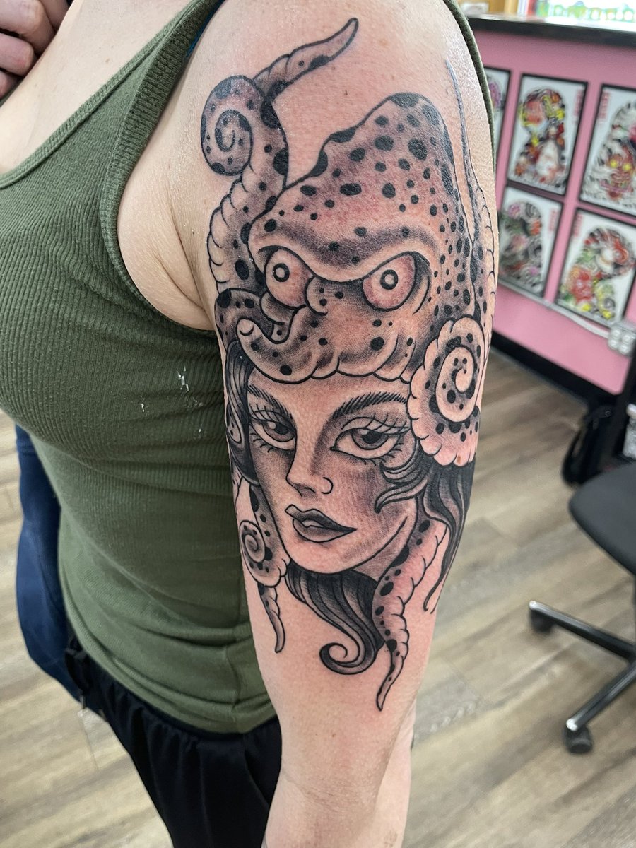 MattMadeAThing's tweet image. Just a few of the things I’ve put on skin this past week