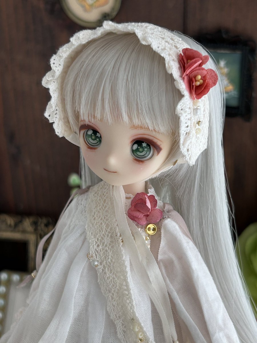 初めて入れ目のドールにチャレンジしてみた ヘッドはオビツM02でボディ