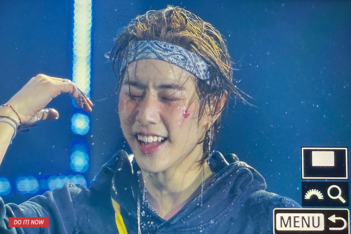 doitnow_93's tweet image. 250202 샤워밤🚿  #GOT7_NESTFEST
#GOT7 #MarkTuan @marktuan