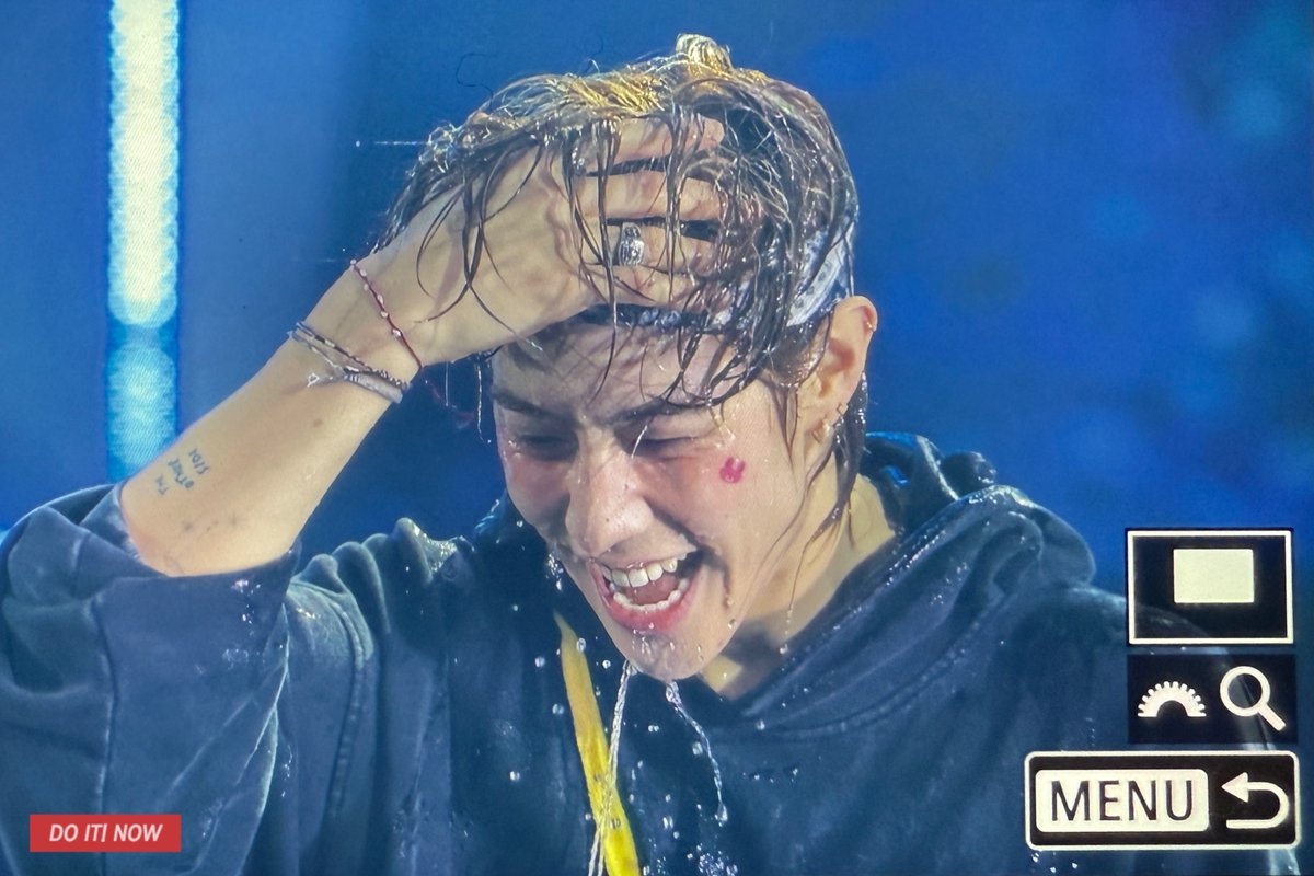 doitnow_93's tweet image. 250202 샤워밤🚿  #GOT7_NESTFEST
#GOT7 #MarkTuan @marktuan