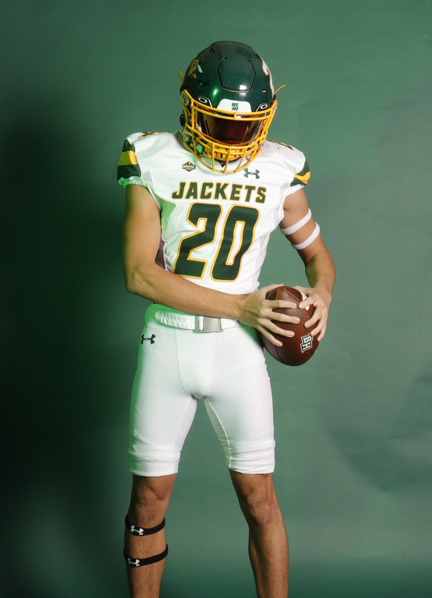KeeganLeary20's tweet photo. I appreciate my time at my visit and had a good time thank you to the whole @BHSUFB staff and @DavidsonDrake12 @BreskeJosh for recruiting me @IAmTDowns @87Bobbyg @CodyHighRollerr @Coach_G_Sanders @RisterCody https://t.co/ImAKqajmcJ