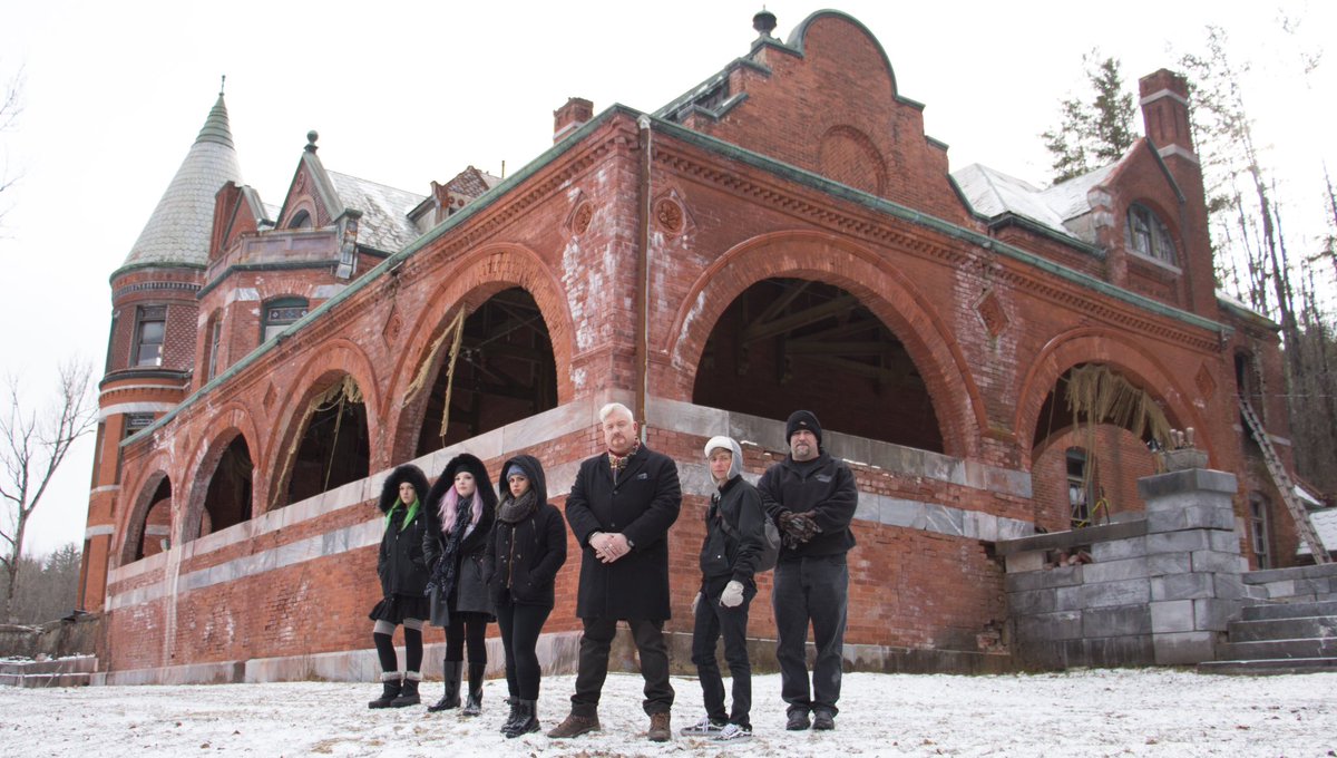 PARAFlixx paranormal+ tweet media