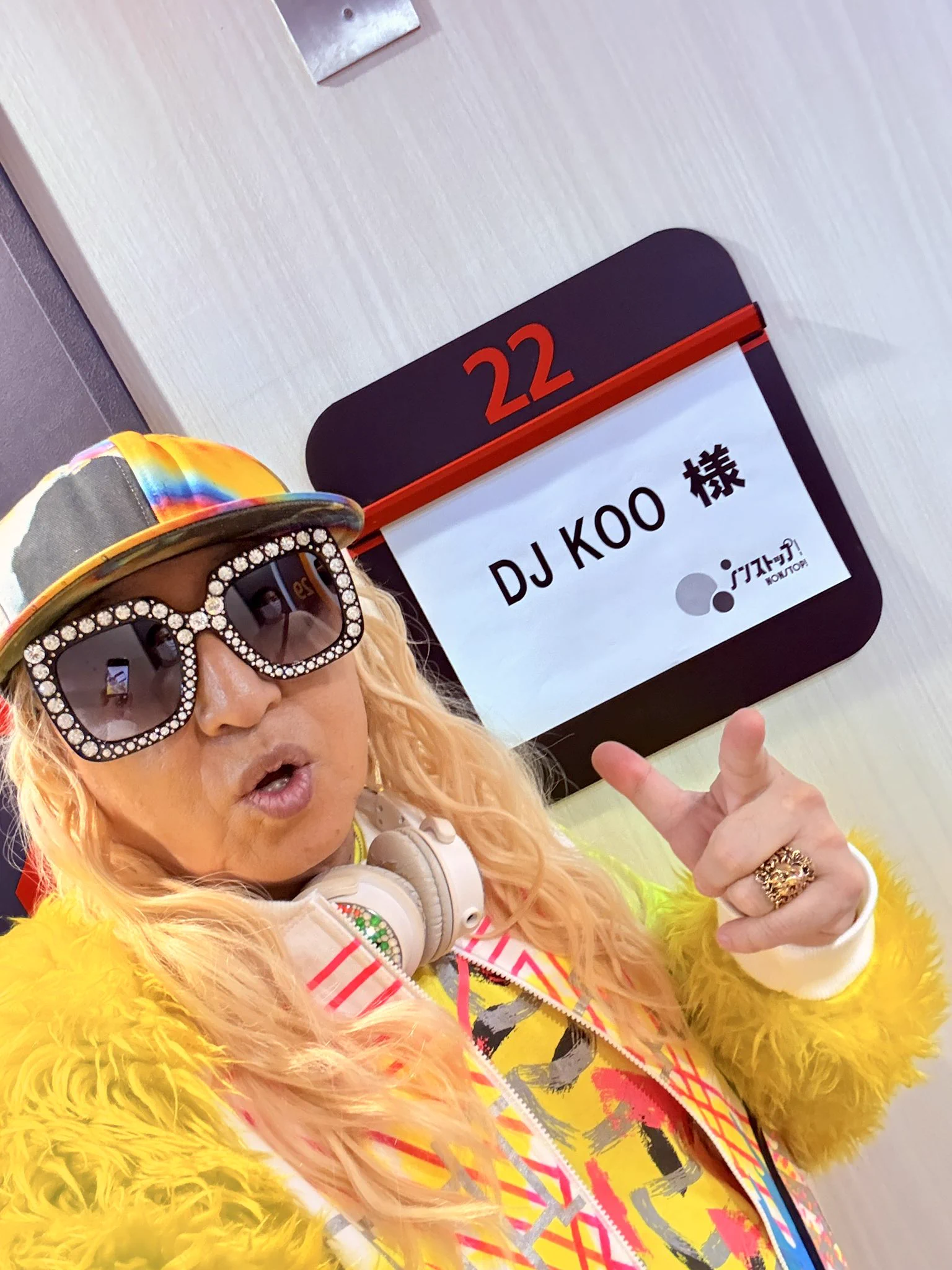 D J K O O on X: 
