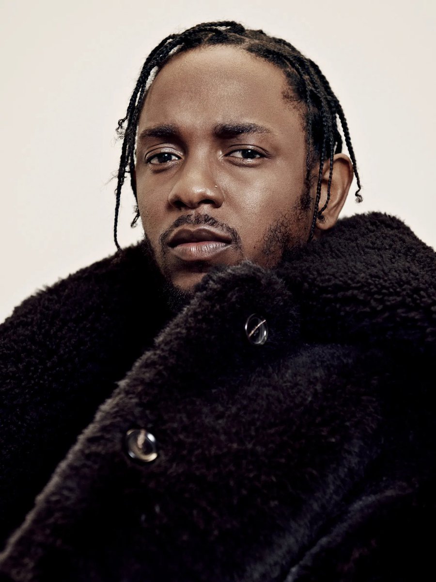 PopBase's tweet photo. Kendrick Lamar is now a 21x #GRAMMYs winner. https://t.co/DH3pCBOhDI
