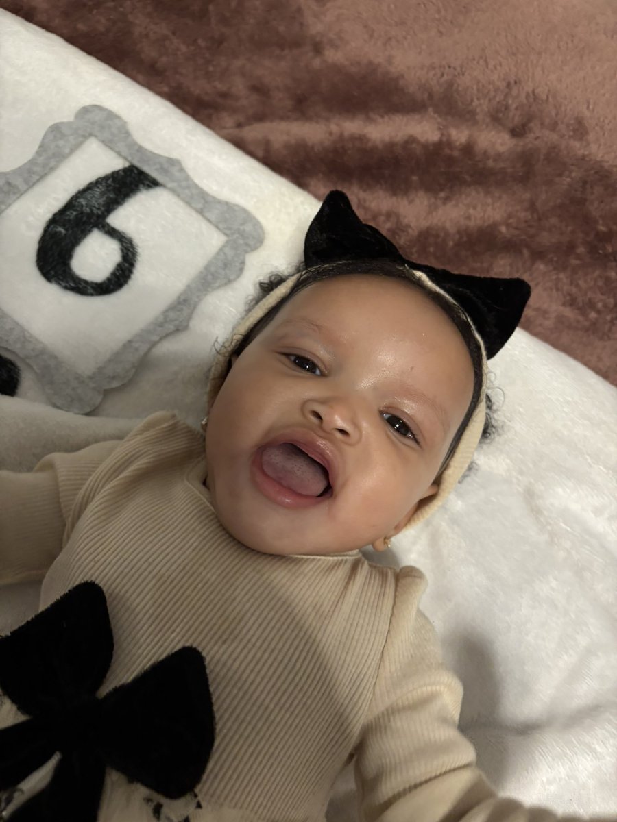 jayhill19's tweet photo. I’m other news my baby turned 6 months today 🥰 https://t.co/TLedu1xQfZ