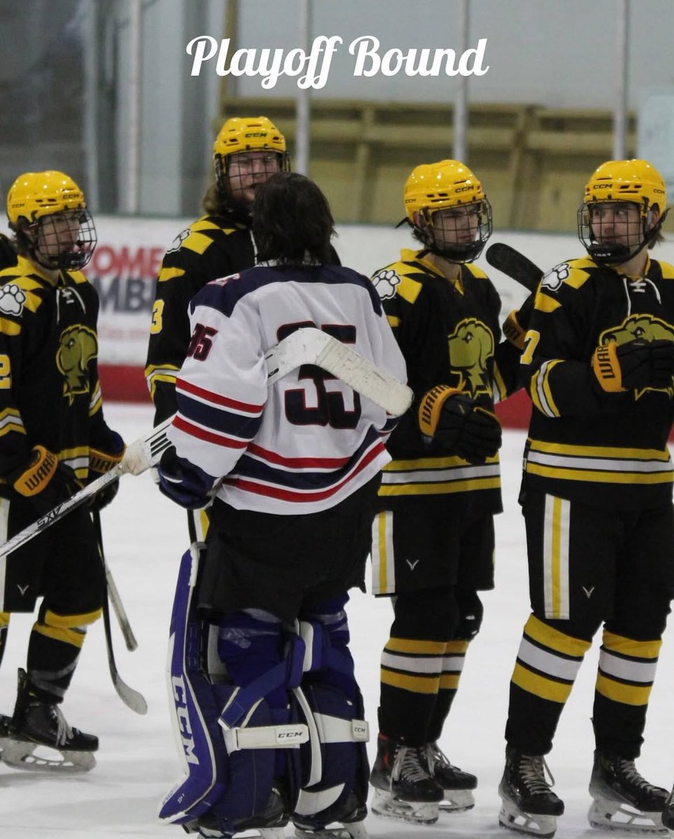 🚨🚨MASSIVE SCORE ALERT 🚨🚨
UMBC defeats <a href="/hopkins_hockey/">Johns Hopkins Hockey</a> 5-1 in Baltimore tonight!! On to playoffs. #CHFHockey #UMBC #JHU #CollegeHockey #ACCHL