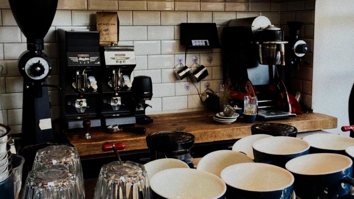 ⠀
⠀
⠀⠀⠀⠀⊸⠀⠀⠀오늘의⠀⠀⠀AGENDA⠀⠀⠀🚲
⠀⠀⠀⠀O2⠀⠀⠀╱⠀⠀O3⠀⠀⠀╱⠀⠀⠀⠀2025

monday fit 💥 if you wish to receive free pastries (secretly 🤫), come catch me at my shift at the cafe today. have a great day everyone!
⠀
⠀
