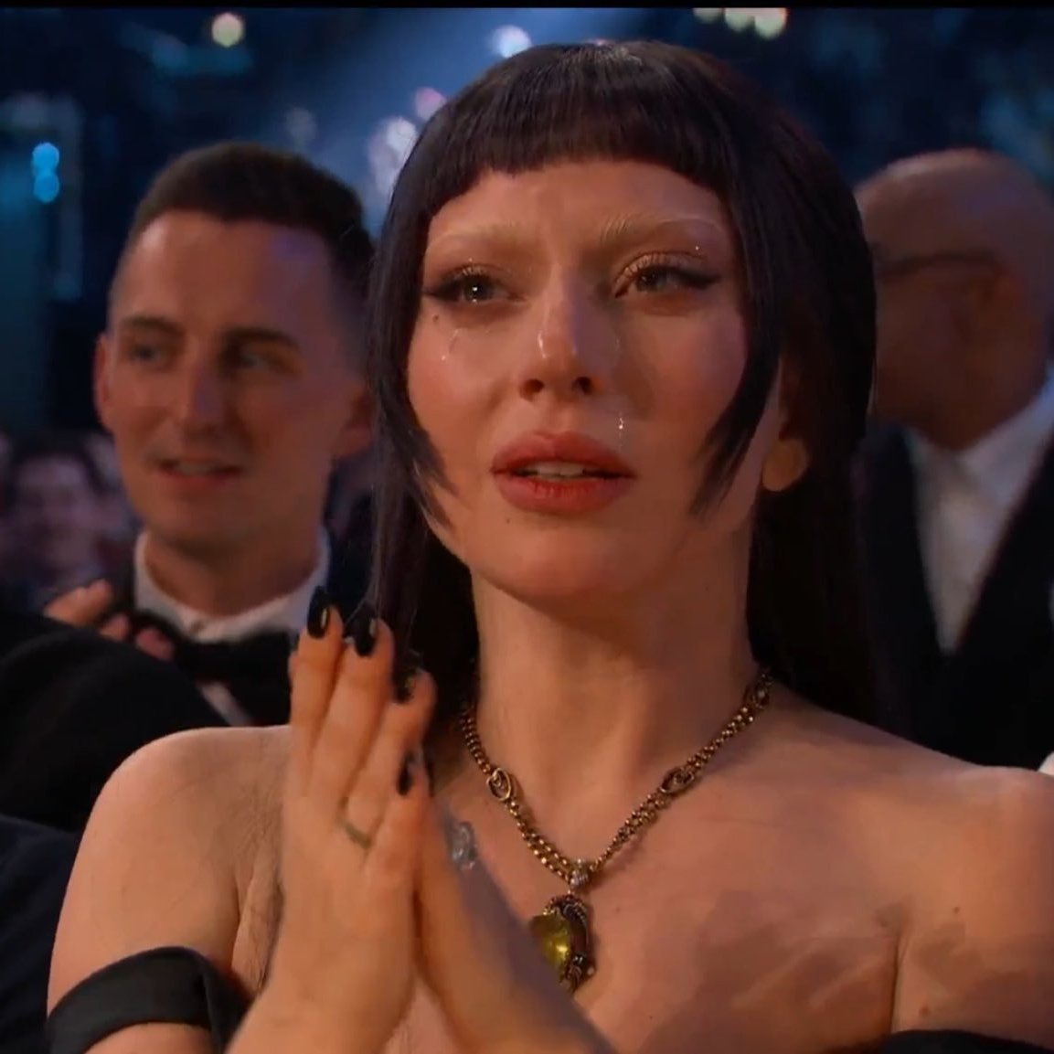 AMENARTPOP's tweet image. i have 2 moods