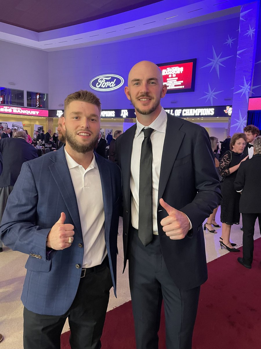 I can now fully support the OKC Thunder⚡️

Defense wins Championships 👀🔥🏆
<a href="/ACFresh21/">Alex Caruso</a>