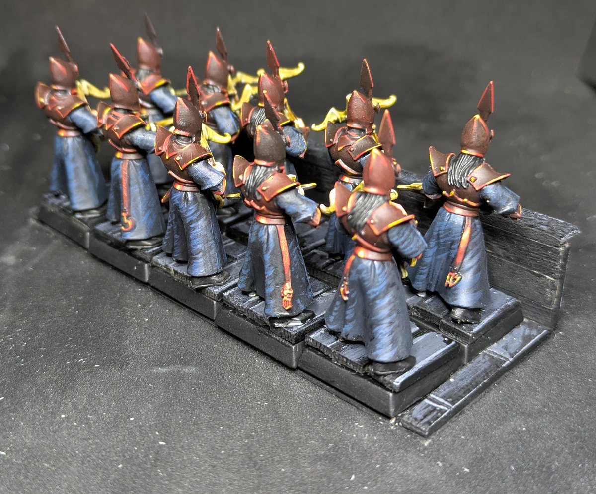 Duffman88mm's tweet photo. Los ballesteros Druchii son capaces de asaetear a sus enemigos con gran precisión incluso desde sus naves negras.
Mi primera unidad del siguiente proyecto.
#r4troescalada
#Warhammer
#Warhammerfantasy
#TOWSpanish https://t.co/3Kcl6LPymE
