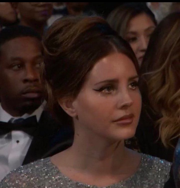 mazzypopstar's tweet photo. Mother and daughter #GRAMMYs https://t.co/RGgkN87zaV