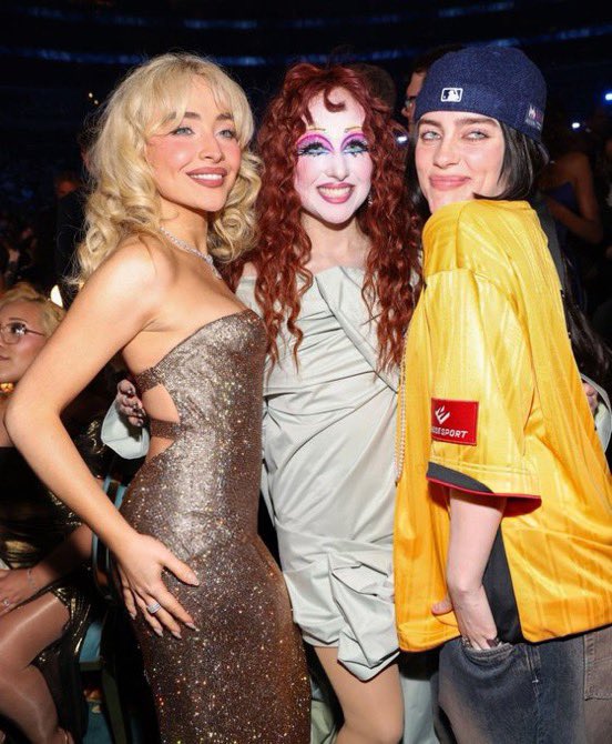 “the reason why girl popstars dominate is because we’re art, we look like it, we sing like it, we are art” - chappell roan