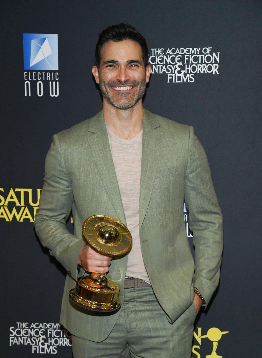 updatesofth's tweet photo. Tyler Hoechlin at The 52nd Annual Saturn Awards https://t.co/h4Y1JRUX0y